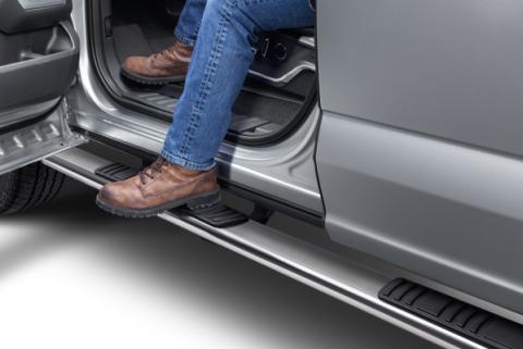 5 Inch OE Xtreme Low Profile SideSteps With Mounting Bracket Kit Polished Stainless Steel 2015-2026 Ford F-150/ F-250/F-350 Go Rhino