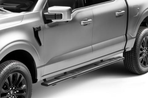 5 Inch OE Xtreme Low Profile SideSteps With Mounting Bracket Kit Textured Black 2015-2026 Ford F-150/ F-250/F-350 4 Door Go Rhino