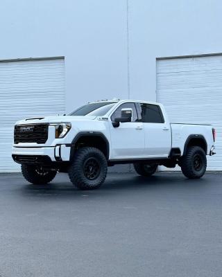 4-Inch Performance Lift Kit with Fox Psrr 2.0 Shocks for 2020-2024 Silverado/Sierra 2500/3500 2WD/4WD Cognito
