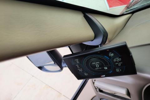 A-Pillar Display Mount 1999-2004 Ford F250/F350/Excursion Edge Products